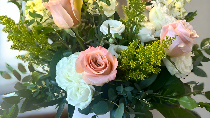 Helpful Tips for Sending Funeral Flowers