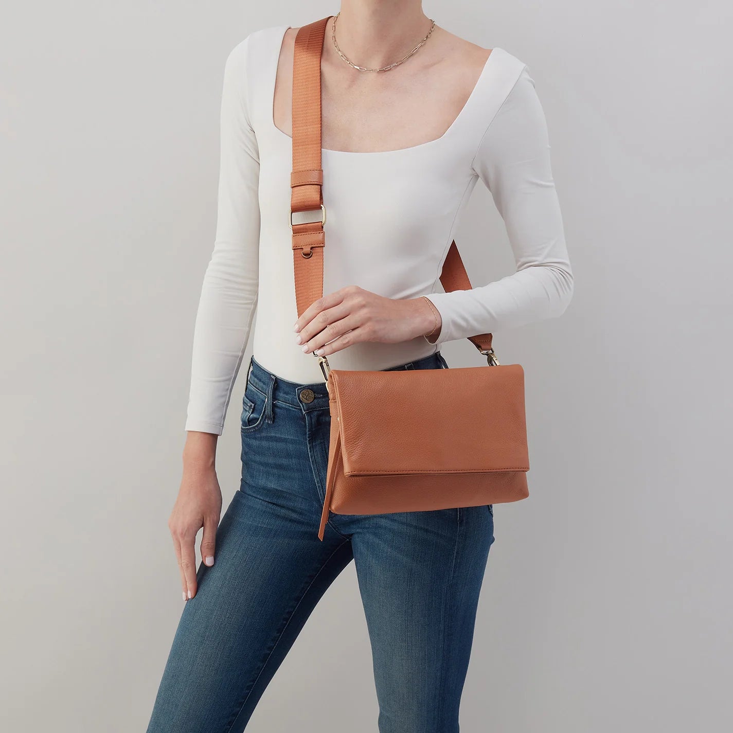 HOBO Grant Crossbody, Butterscotch