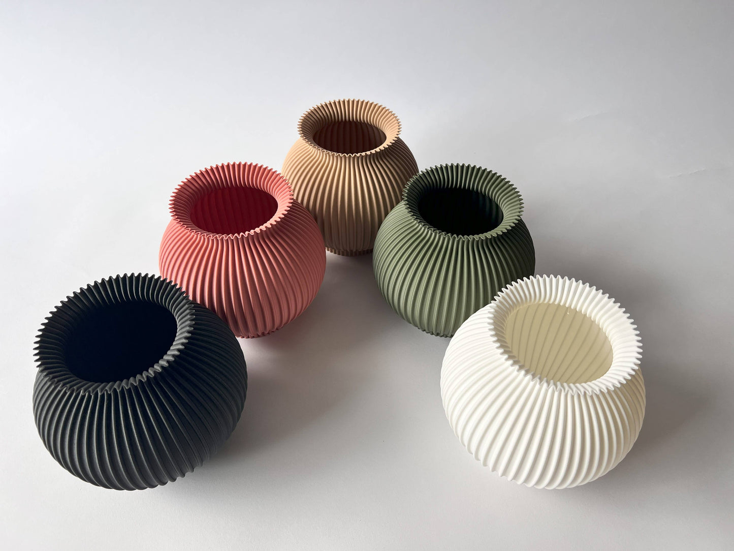 Solah Design - Green 3D Printed Vase, Flower Vase, Dumpling Vase Plant Vase
